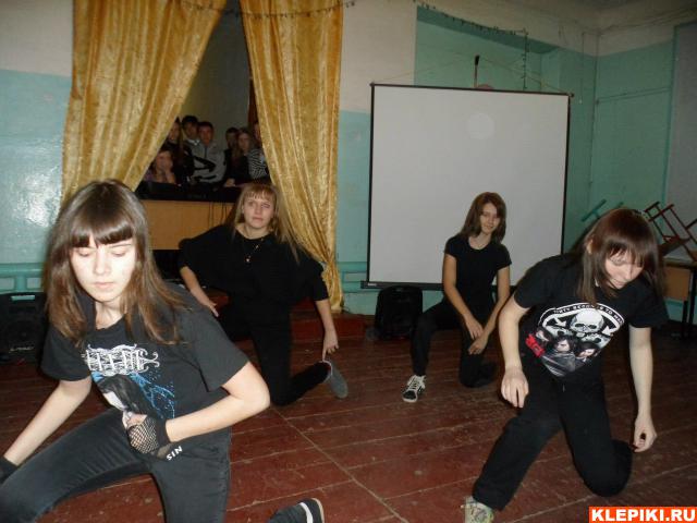 z_9a8186a6
